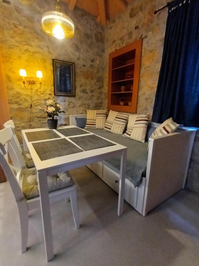 Apartment Rustico Epidaurus Esterno foto